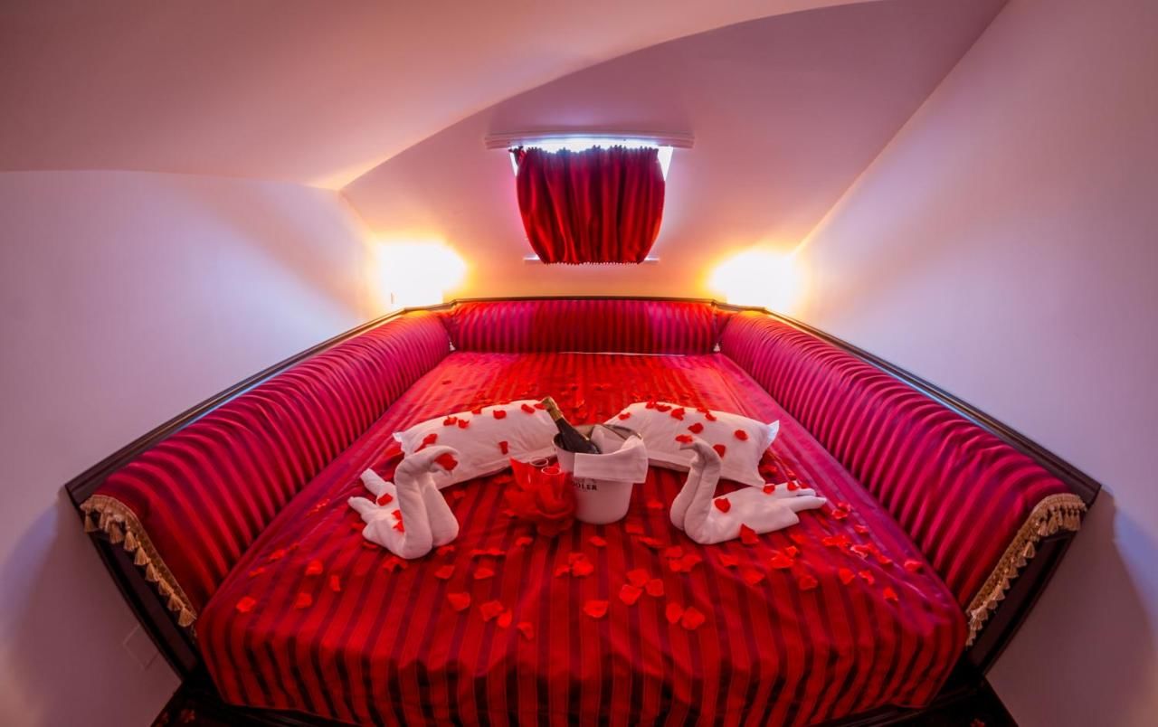 Отель Hotel Emire Бран-25
