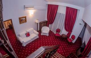 Отель Hotel Emire Бран Улучшенный двухуровневый люкс-4